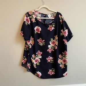 AVA AND VIV BUTTON BACK NAVY FLORAL BLOUSE 2X